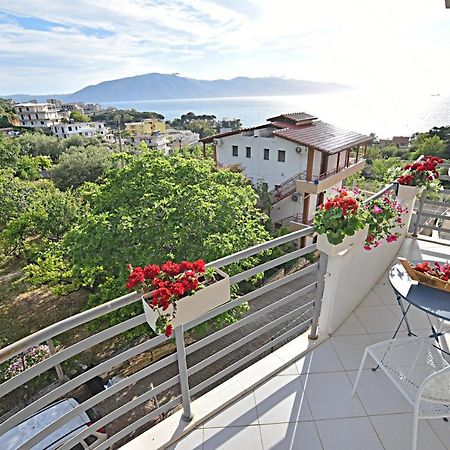 Sunrise Suites Vlorë Buitenkant foto