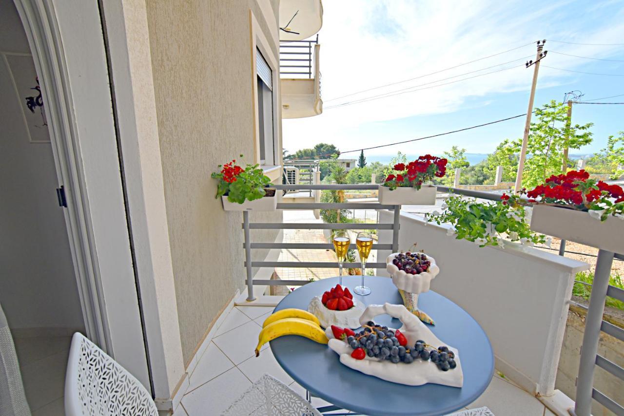 Sunrise Suites Vlorë Buitenkant foto