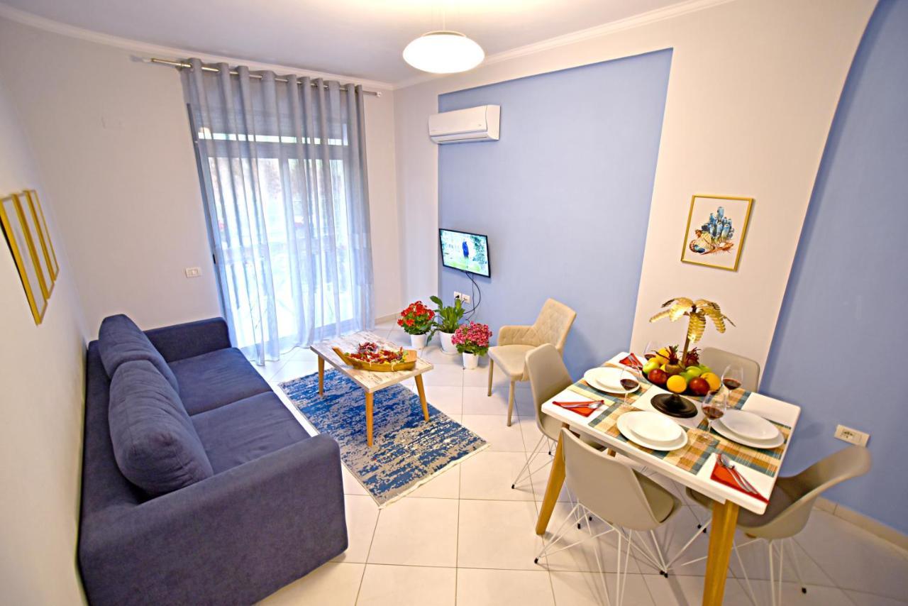 Sunrise Suites Vlorë Buitenkant foto